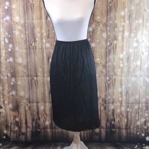 VANITY FAIR Skirt Slip